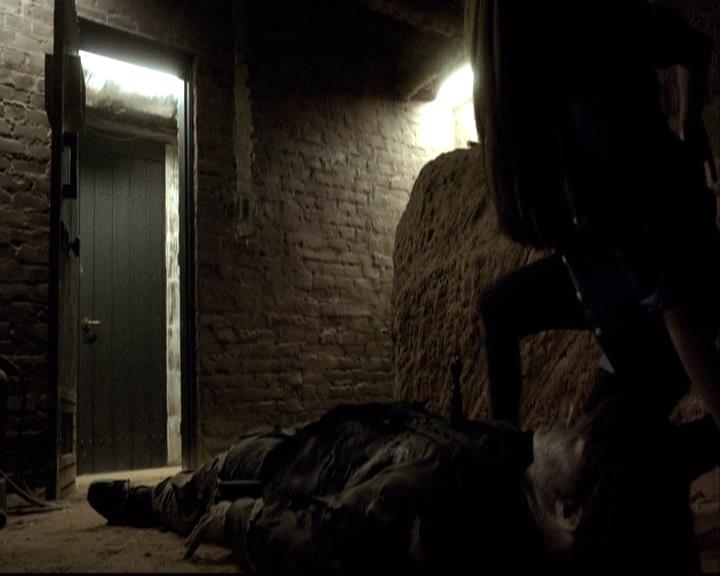 VampireDiariesWorld-dot-org_2x16TheHouseGuest0886.jpg