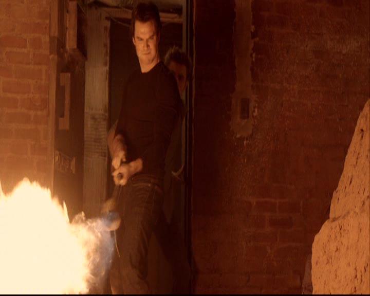 VampireDiariesWorld-dot-org_2x16TheHouseGuest0919.jpg