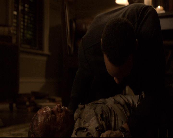 VampireDiariesWorld-dot-org_2x16TheHouseGuest0961.jpg