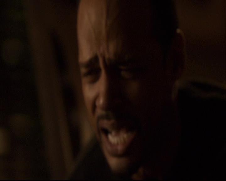 VampireDiariesWorld-dot-org_2x16TheHouseGuest0963.jpg