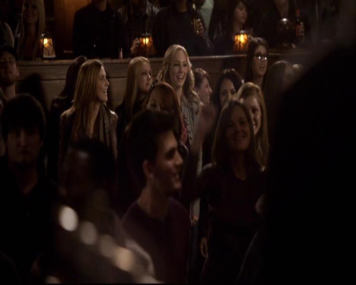 VampireDiariesWorld-dot-org_2x16TheHouseGuest0989.jpg