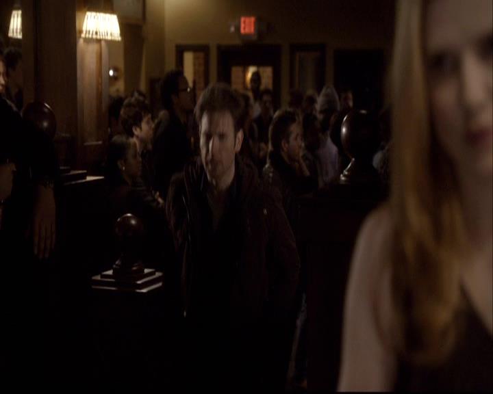 VampireDiariesWorld-dot-org_2x16TheHouseGuest1010.jpg