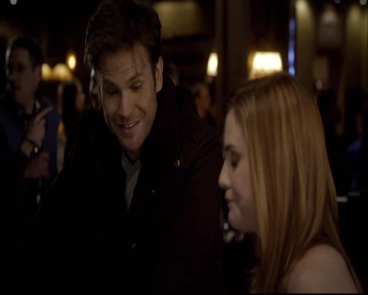 VampireDiariesWorld-dot-org_2x16TheHouseGuest1023.jpg