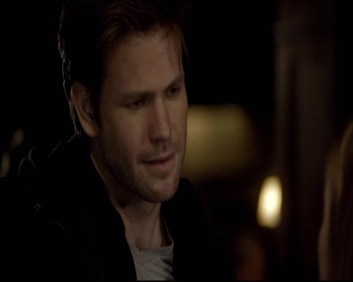 VampireDiariesWorld-dot-org_2x16TheHouseGuest1030.jpg