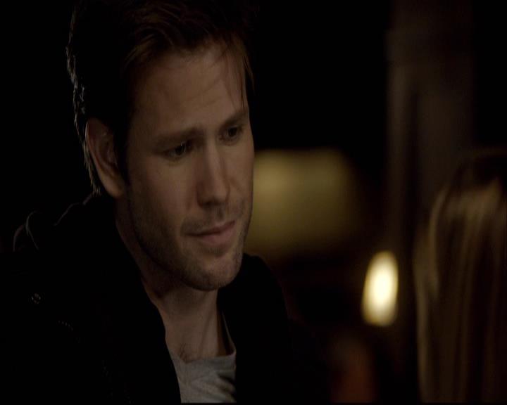 VampireDiariesWorld-dot-org_2x16TheHouseGuest1037.jpg