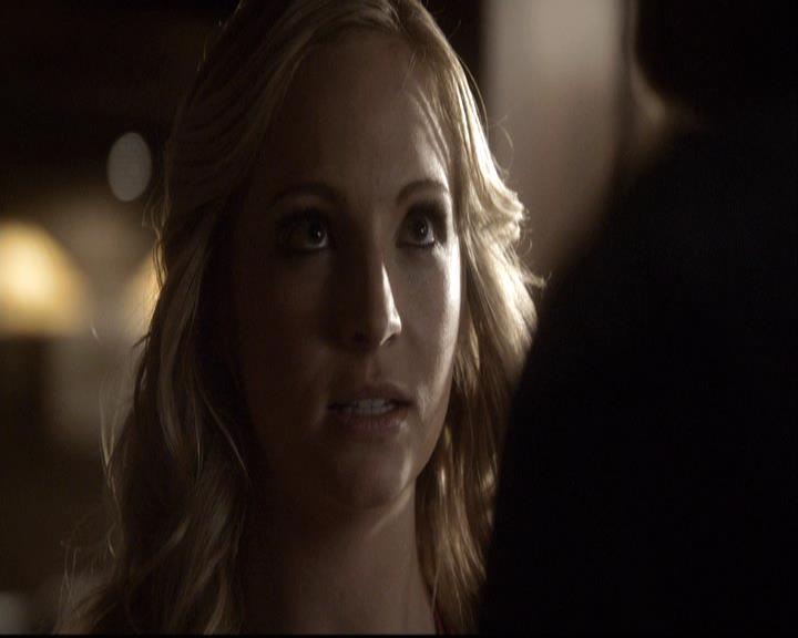 VampireDiariesWorld-dot-org_2x16TheHouseGuest1124.jpg