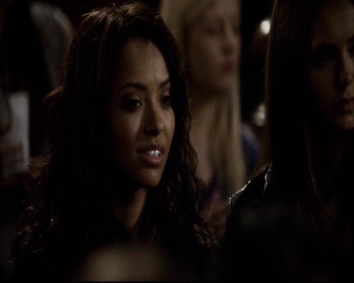 VampireDiariesWorld-dot-org_2x16TheHouseGuest1145.jpg