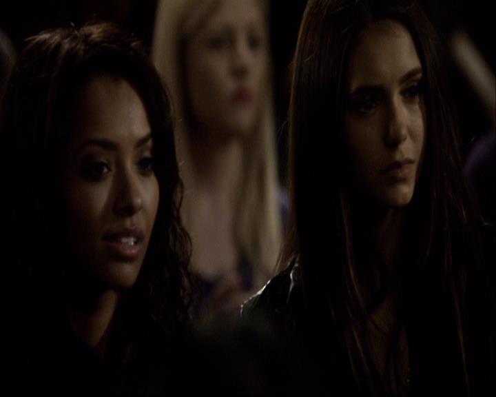 VampireDiariesWorld-dot-org_2x16TheHouseGuest1146.jpg