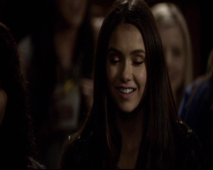 VampireDiariesWorld-dot-org_2x16TheHouseGuest1151.jpg
