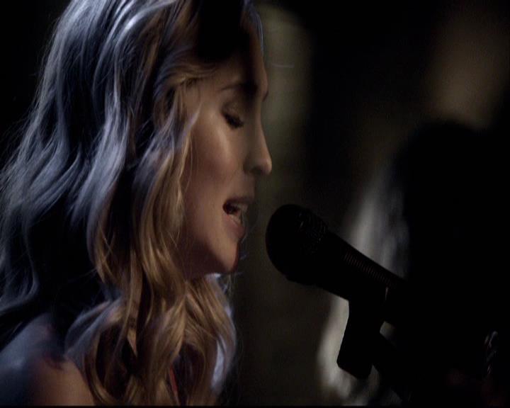 VampireDiariesWorld-dot-org_2x16TheHouseGuest1156.jpg