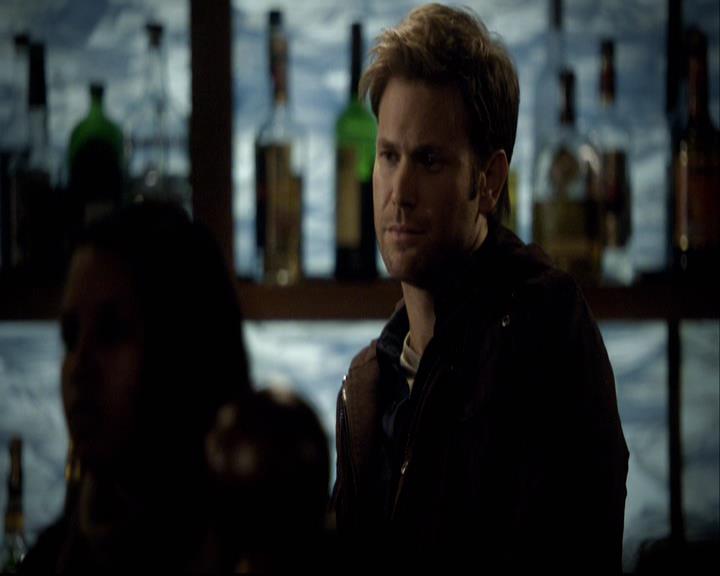 VampireDiariesWorld-dot-org_2x16TheHouseGuest1184.jpg