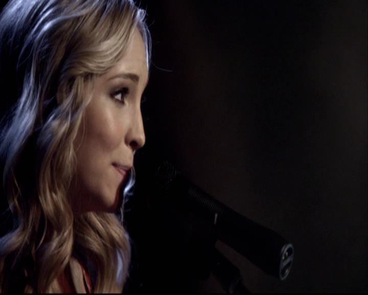 VampireDiariesWorld-dot-org_2x16TheHouseGuest1190.jpg