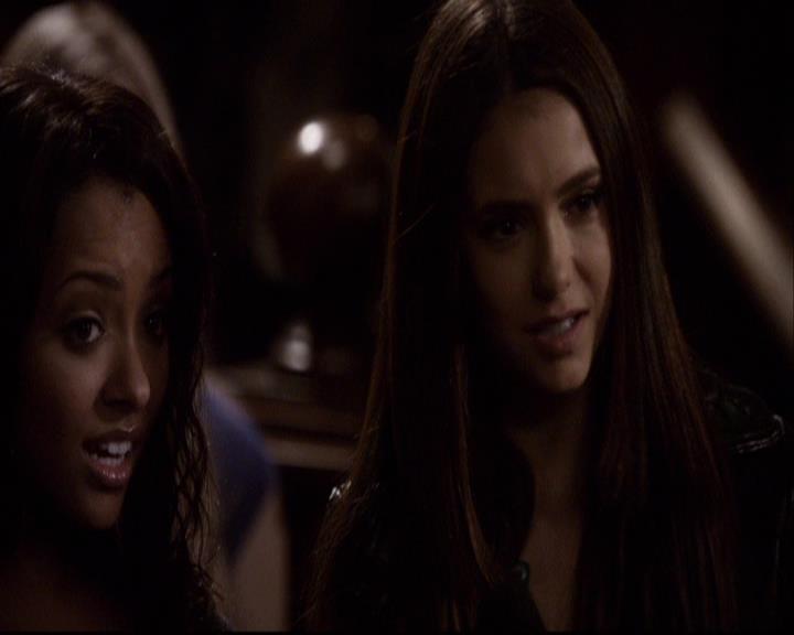 VampireDiariesWorld-dot-org_2x16TheHouseGuest1194.jpg