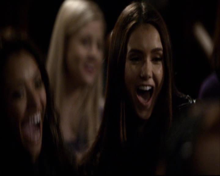 VampireDiariesWorld-dot-org_2x16TheHouseGuest1219.jpg
