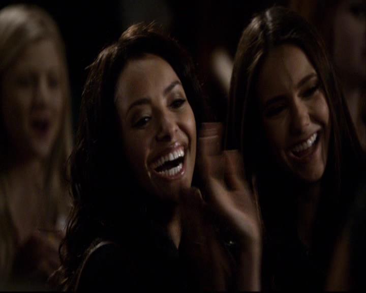 VampireDiariesWorld-dot-org_2x16TheHouseGuest1221.jpg