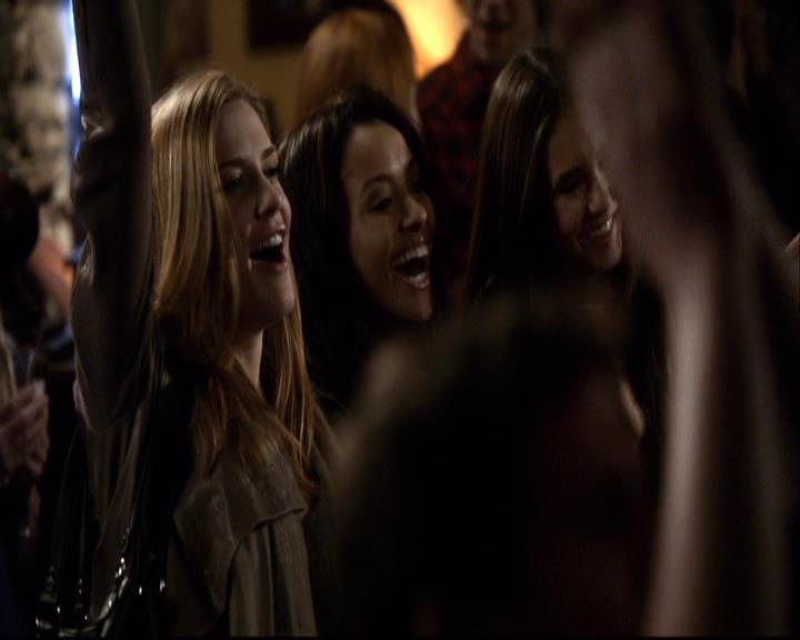 VampireDiariesWorld-dot-org_2x16TheHouseGuest1224.jpg