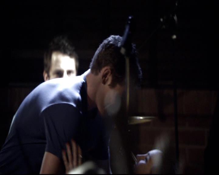 VampireDiariesWorld-dot-org_2x16TheHouseGuest1227.jpg