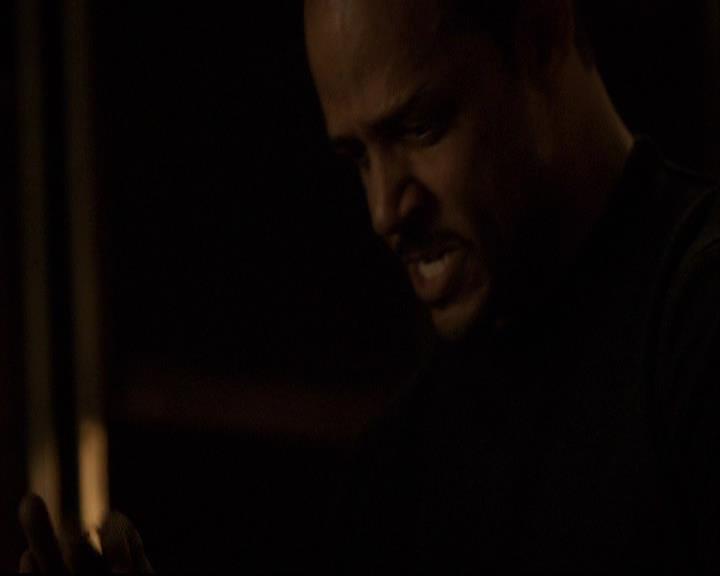 VampireDiariesWorld-dot-org_2x16TheHouseGuest1251.jpg