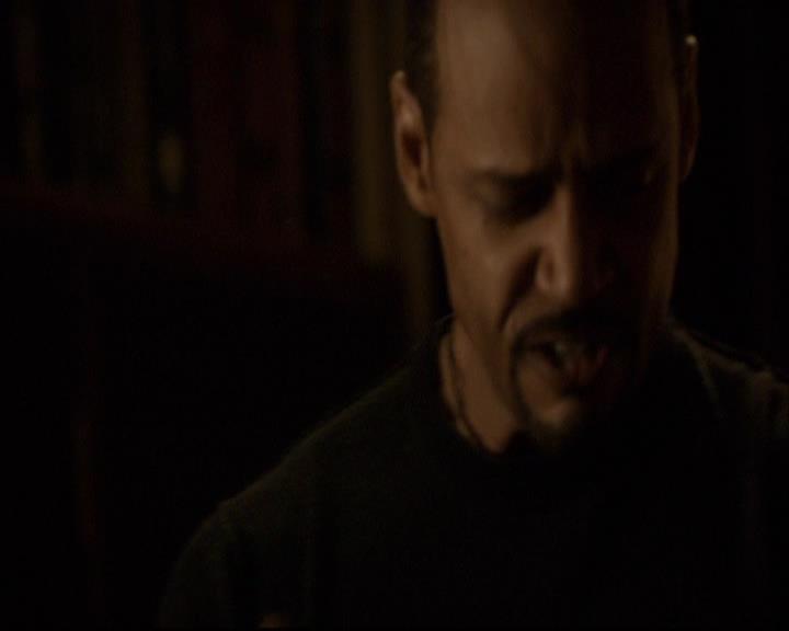 VampireDiariesWorld-dot-org_2x16TheHouseGuest1252.jpg