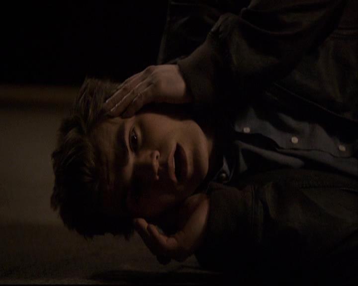VampireDiariesWorld-dot-org_2x16TheHouseGuest1286.jpg