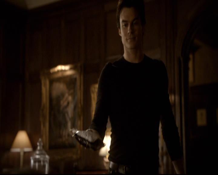 VampireDiariesWorld-dot-org_2x16TheHouseGuest1300.jpg