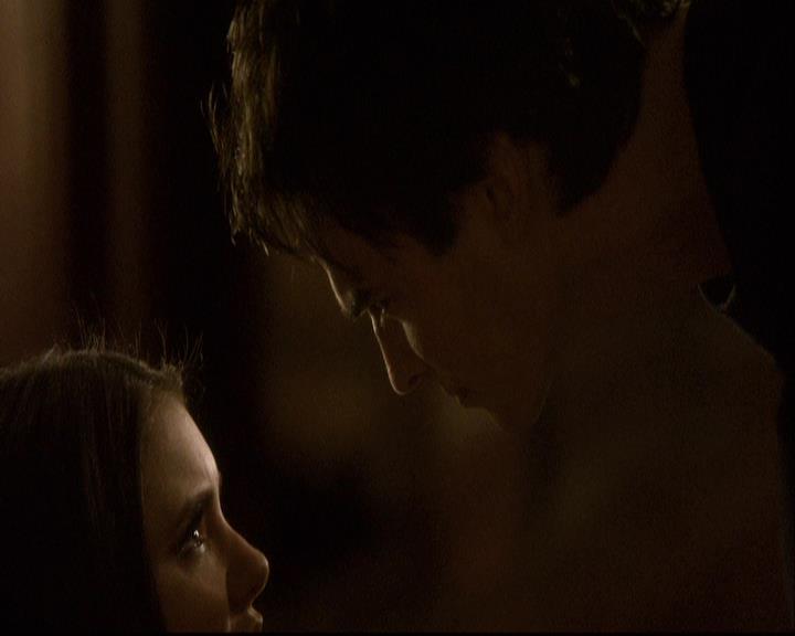 VampireDiariesWorld-dot-org_2x16TheHouseGuest1308.jpg