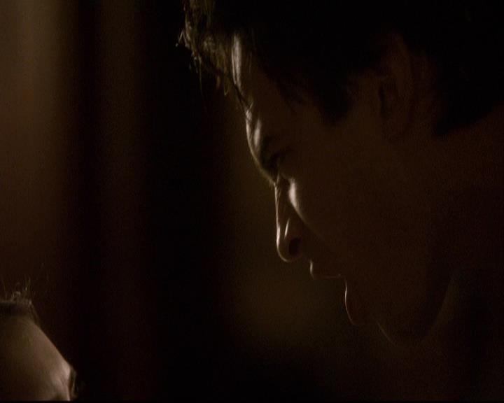 VampireDiariesWorld-dot-org_2x16TheHouseGuest1315.jpg