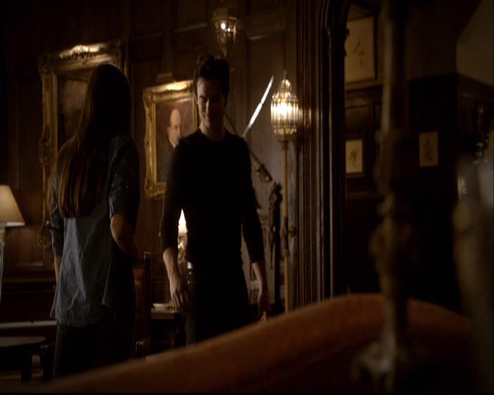 VampireDiariesWorld-dot-org_2x16TheHouseGuest1370.jpg