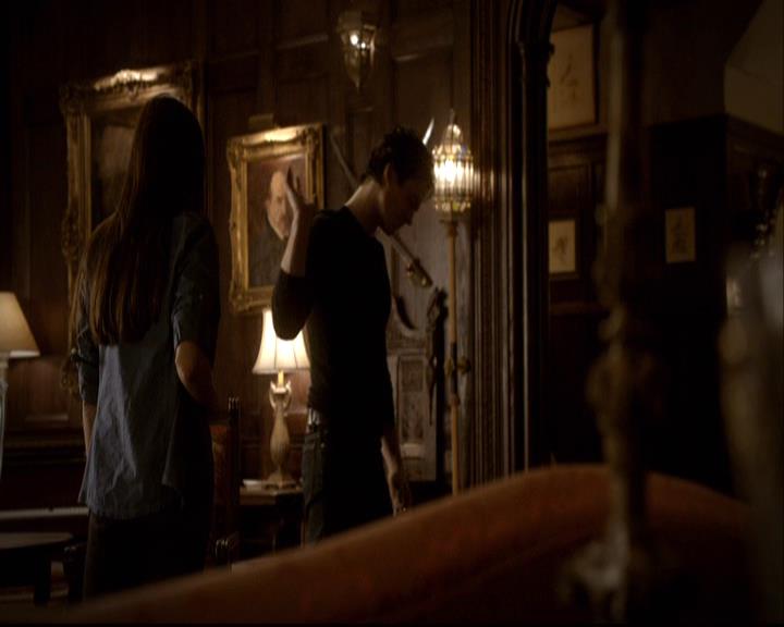 VampireDiariesWorld-dot-org_2x16TheHouseGuest1371.jpg
