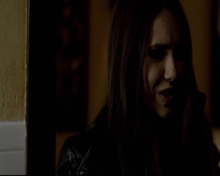VampireDiariesWorld-dot-org_2x16TheHouseGuest1379.jpg