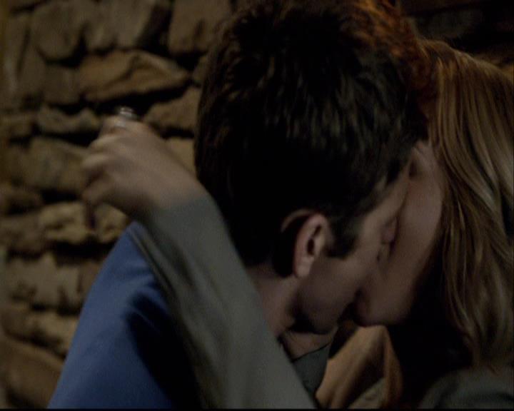 VampireDiariesWorld-dot-org_2x16TheHouseGuest1389.jpg
