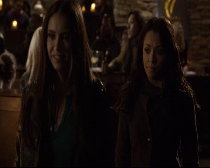 VampireDiariesWorld-dot-org_2x16TheHouseGuest1402.jpg