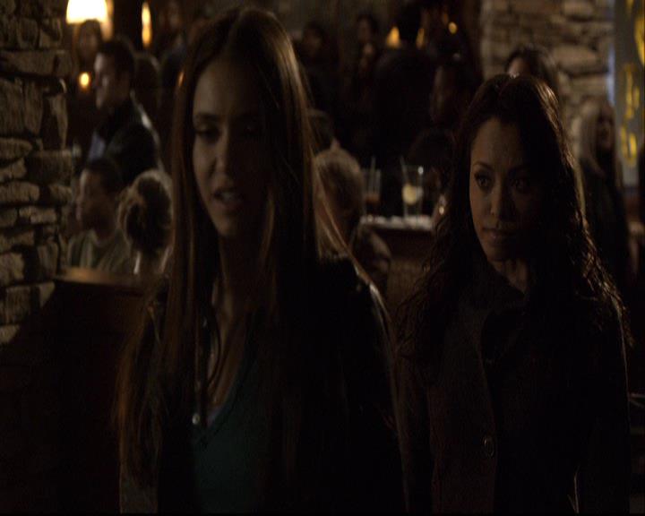 VampireDiariesWorld-dot-org_2x16TheHouseGuest1403.jpg