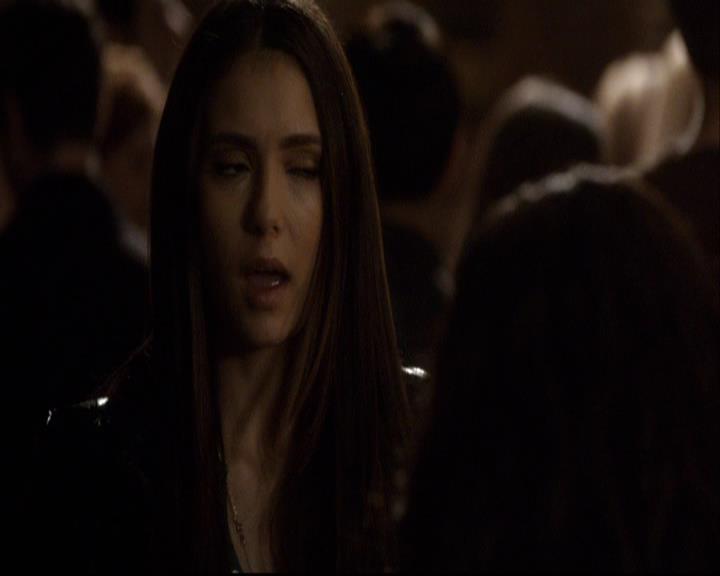 VampireDiariesWorld-dot-org_2x16TheHouseGuest1419.jpg