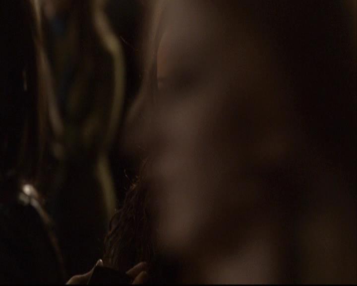 VampireDiariesWorld-dot-org_2x16TheHouseGuest1449.jpg
