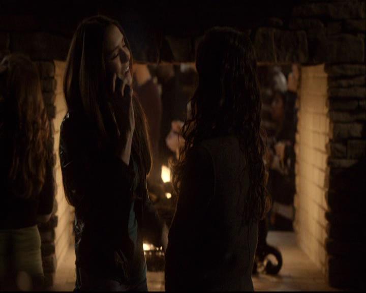 VampireDiariesWorld-dot-org_2x16TheHouseGuest1450.jpg