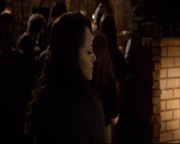 VampireDiariesWorld-dot-org_2x16TheHouseGuest1455.jpg