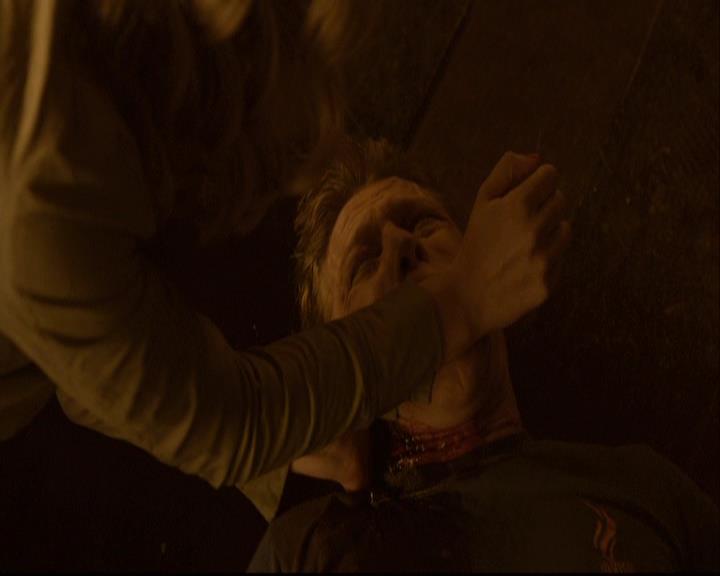 VampireDiariesWorld-dot-org_2x16TheHouseGuest1674.jpg