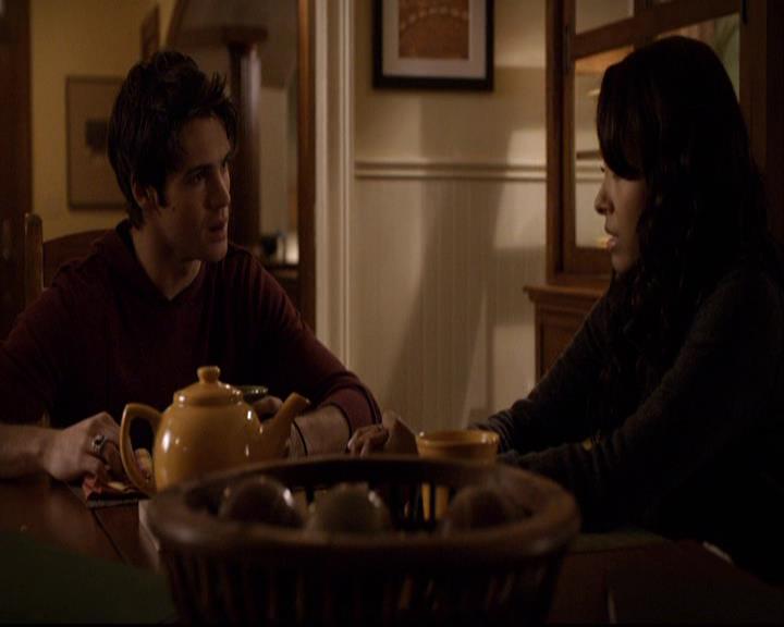 VampireDiariesWorld-dot-org_2x16TheHouseGuest1685.jpg