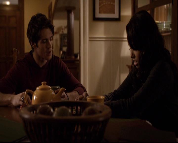 VampireDiariesWorld-dot-org_2x16TheHouseGuest1686.jpg