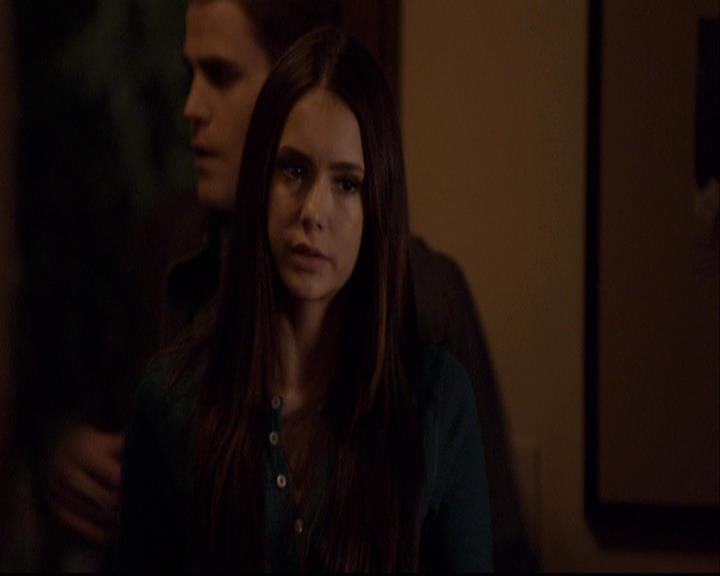 VampireDiariesWorld-dot-org_2x16TheHouseGuest1699.jpg