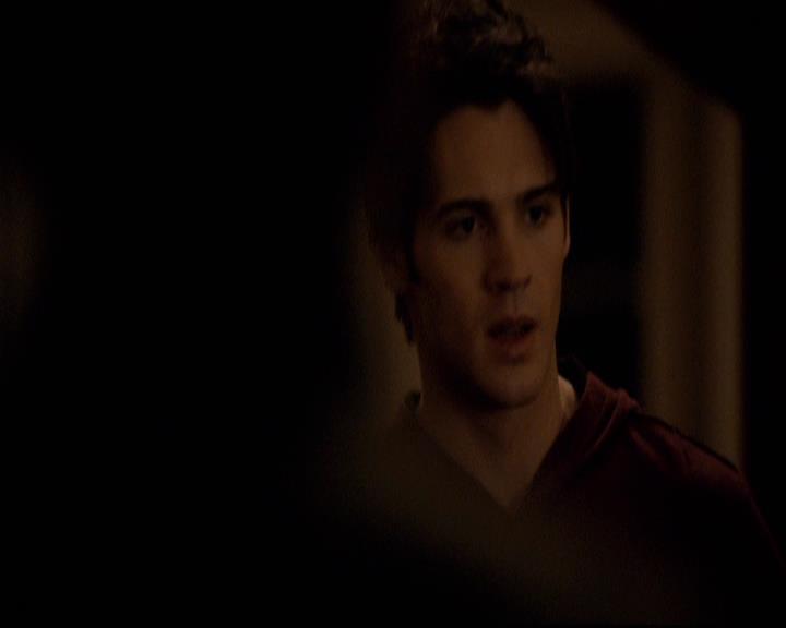 VampireDiariesWorld-dot-org_2x16TheHouseGuest1704.jpg