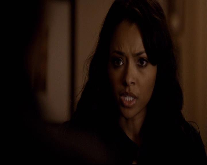 VampireDiariesWorld-dot-org_2x16TheHouseGuest1707.jpg