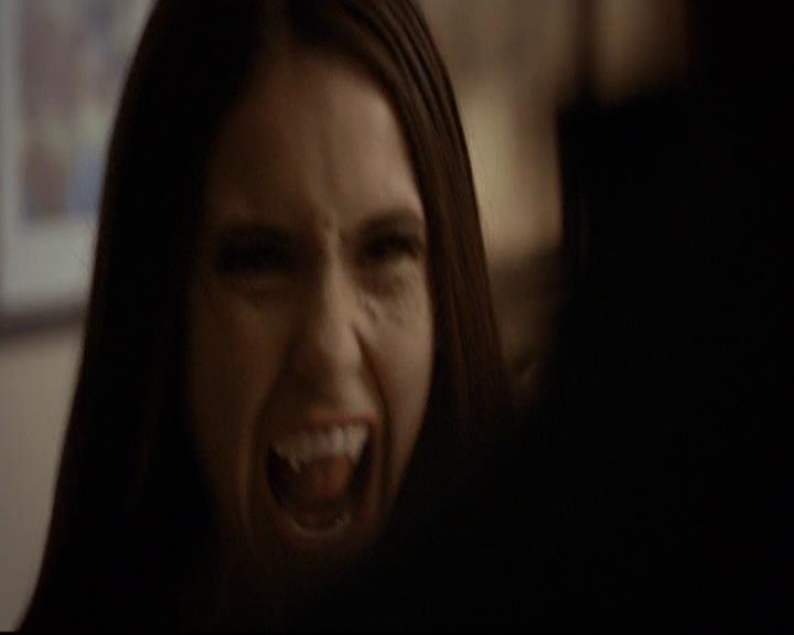 VampireDiariesWorld-dot-org_2x16TheHouseGuest1732.jpg