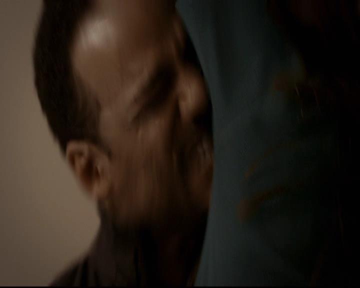 VampireDiariesWorld-dot-org_2x16TheHouseGuest1734.jpg
