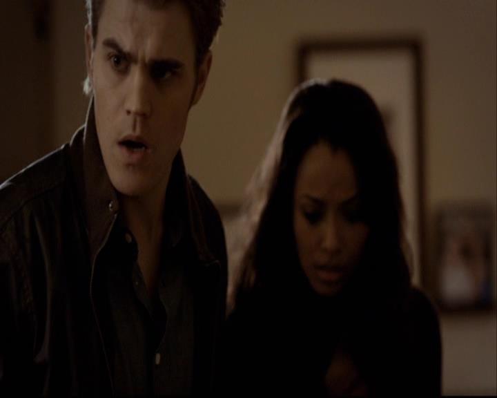 VampireDiariesWorld-dot-org_2x16TheHouseGuest1739.jpg