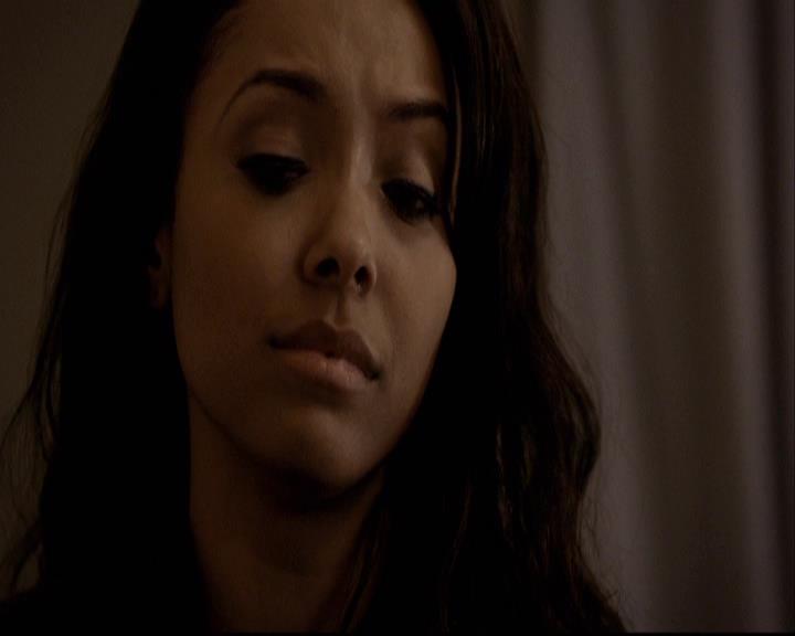 VampireDiariesWorld-dot-org_2x16TheHouseGuest1758.jpg