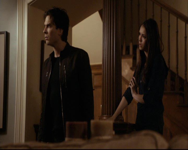 VampireDiariesWorld-dot-org_2x16TheHouseGuest1788.jpg