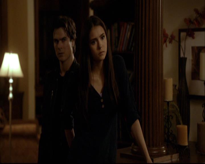 VampireDiariesWorld-dot-org_2x16TheHouseGuest1801.jpg