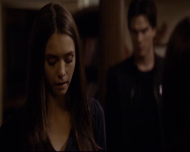 VampireDiariesWorld-dot-org_2x16TheHouseGuest1808.jpg